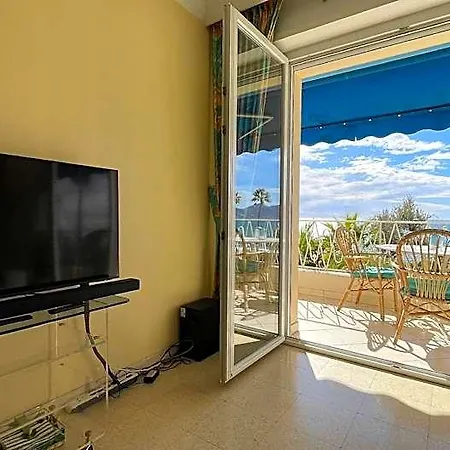 Charming With Seaview *