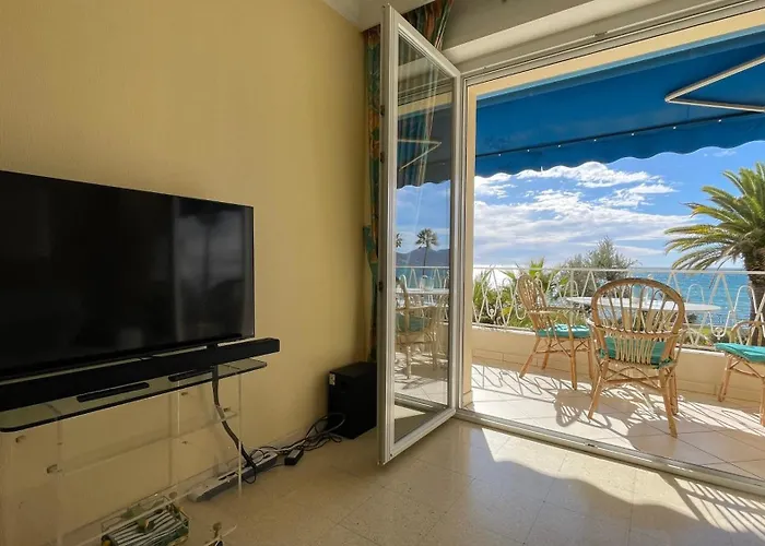 Charming With Seaview