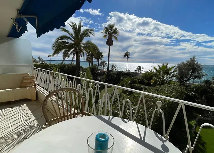 Charming With Seaview *