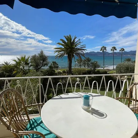 Charming With Seaview